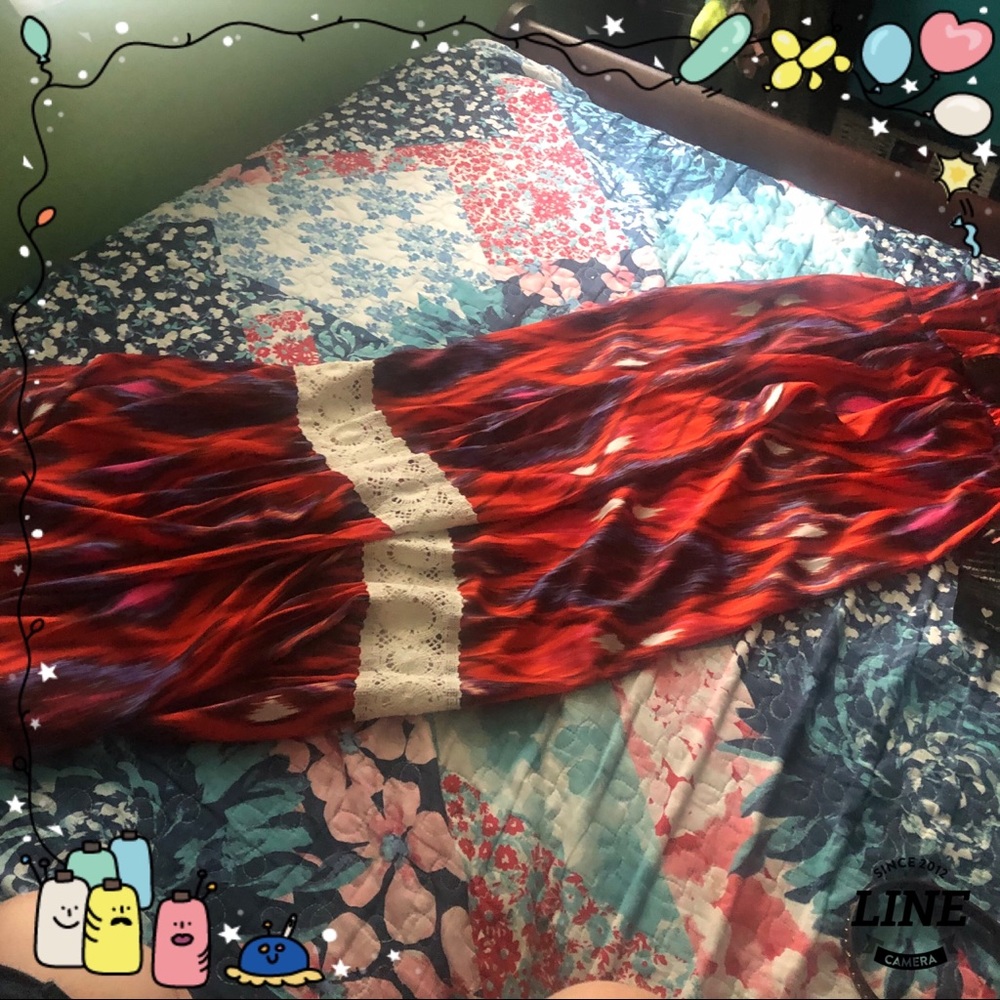 Bebe Bang Bang Bohemian ikat Crochet Maxi Dress